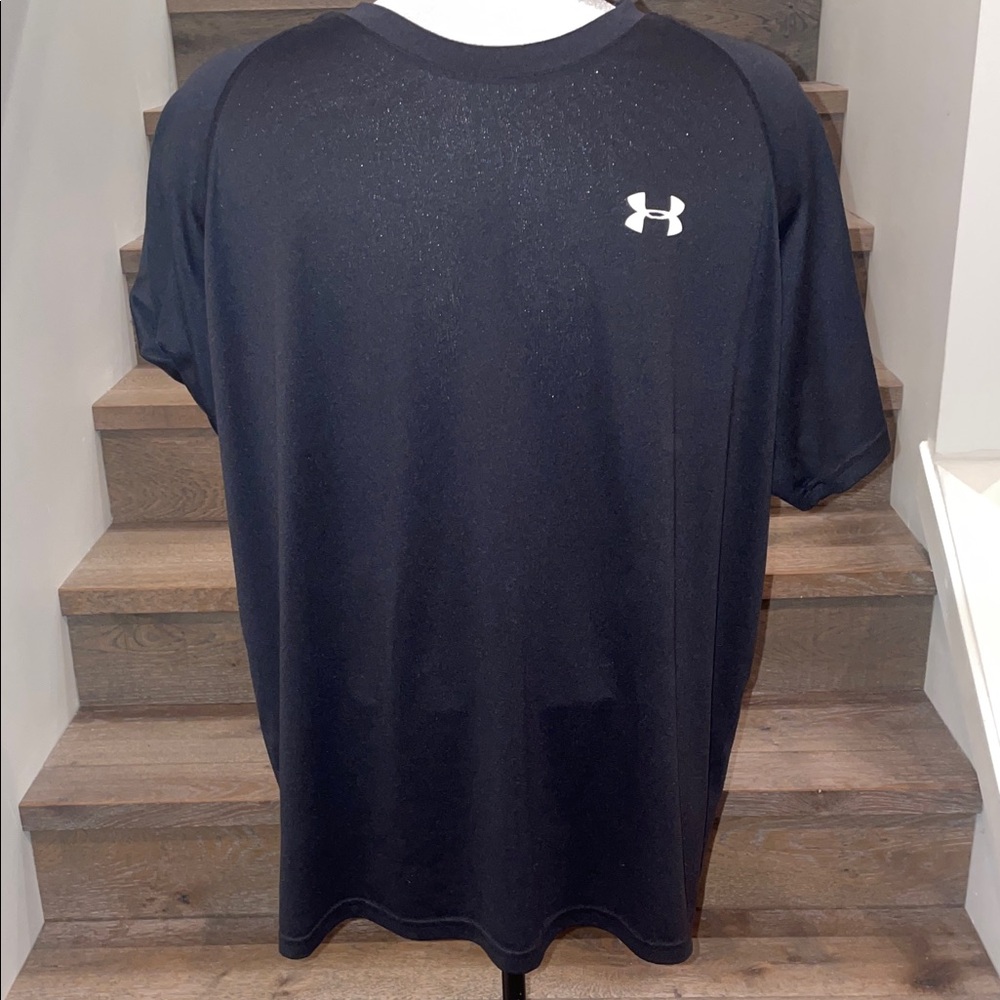 Under Armour Men's Black Short Sleeve Tee